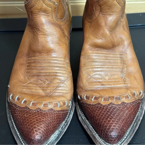 J Chisholm Tan & Brown Stitched Leather Men’s Cowboy Boots USA Made Size 7.5D